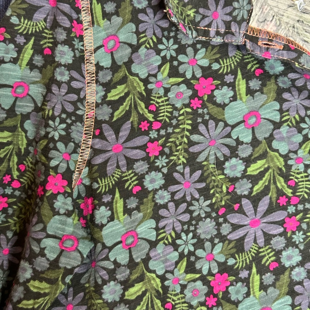 Floral Button-Front Long Sleeve Dress in Dark Green and Purple - Picture 3 of 7